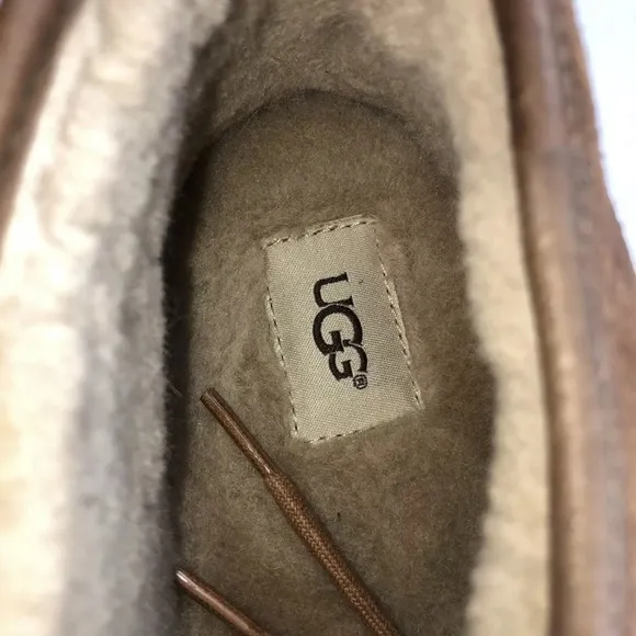 Ugg Chukka Boots new