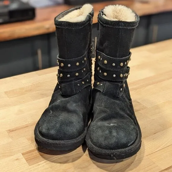UGG Clovis Studded Zip Boot Black Size 1 Kid