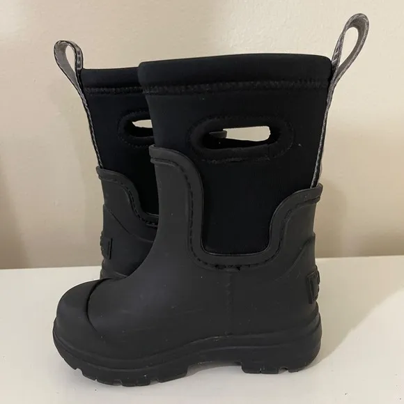 UGG Droplet Mid Rain Boots Kids Size 6 Black Waterproof Pull On 1143783T