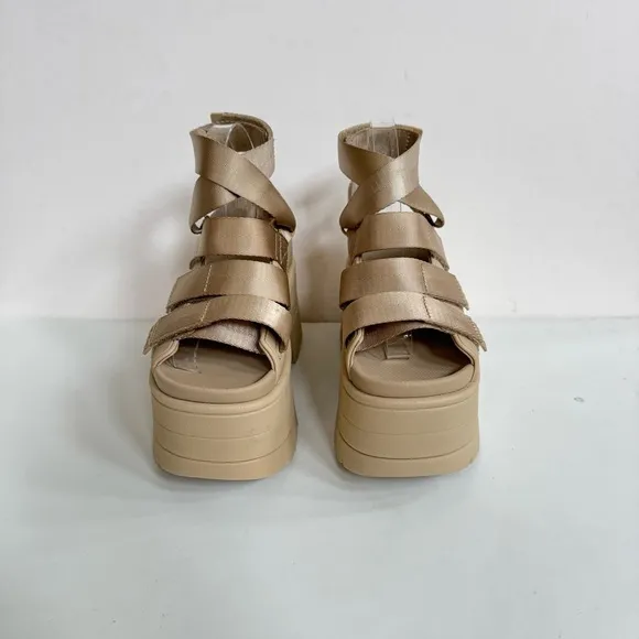 UGG GOLDENRISE MUSTARD SEED STRAPPY PLATFORM SANDALS