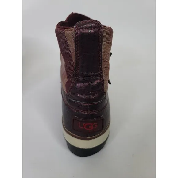 Ugg Marrais Womens Boots Size 9 Leather Blend Pull On Duck Boots