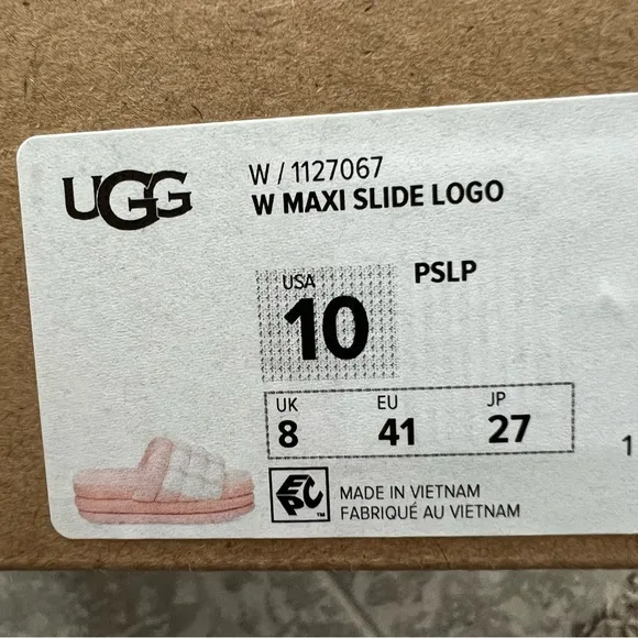 UGG Maxi Logo Slide Platform Sandals Size 10M New in Box