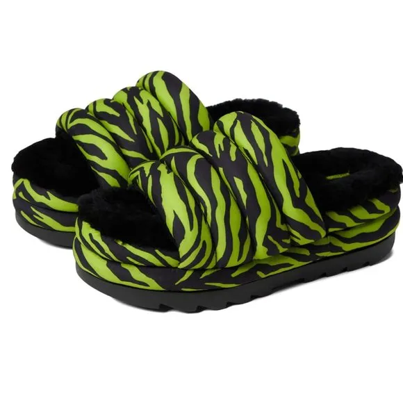 Ugg Maxi Slide Tiger Print Slipper Slide Sandals in Key Lime