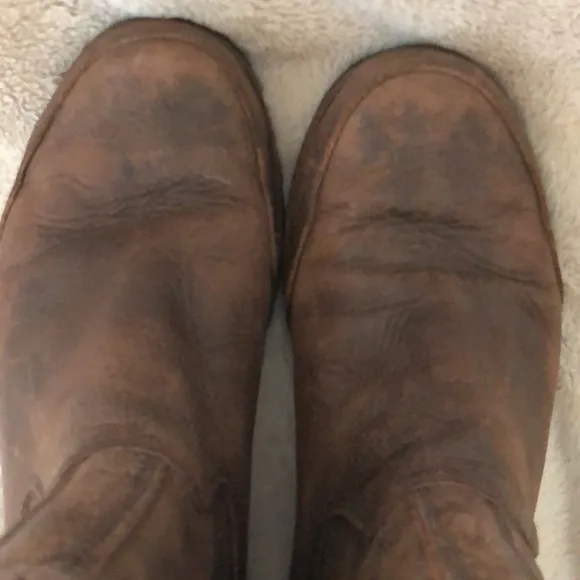 UGG Men’s Ankle Brown Leather Pull On Boots, Size 8.5, Rubber Sole