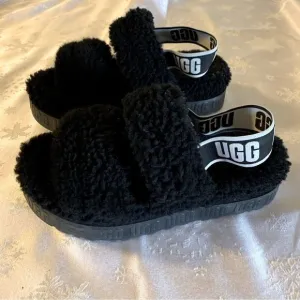 UGG Platform Sandals Black Shearling Great Soles Stretch Strap Sz 8 Gorgeous