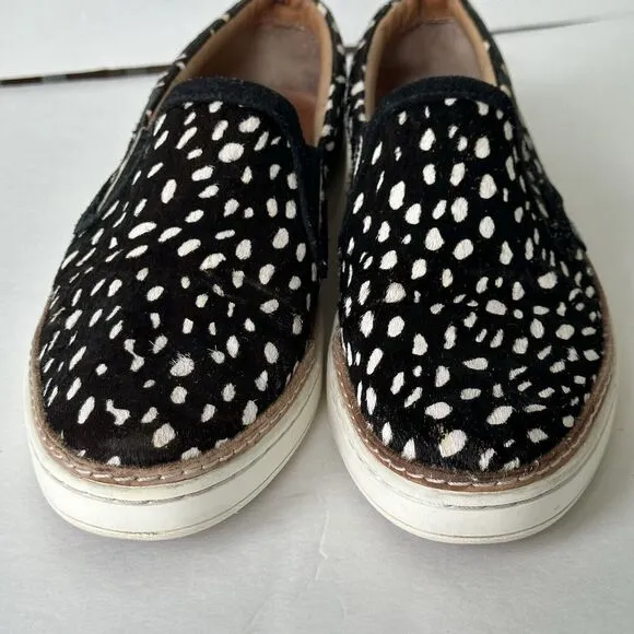 UGG Soleda Exotic Slip-On  Sneakers Women's Sz 8 Black Cow Hair  M1096943