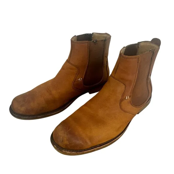 Ugg Stevenson Men’s Leather Pull-On Chelsea Boot | Size 9.5