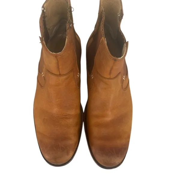 Ugg Stevenson Men’s Leather Pull-On Chelsea Boot | Size 9.5
