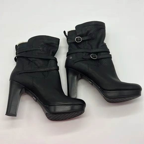 UGG women US 6.5 Style 1005645 Black leather heeled boots OLIVIA midi boot wrap