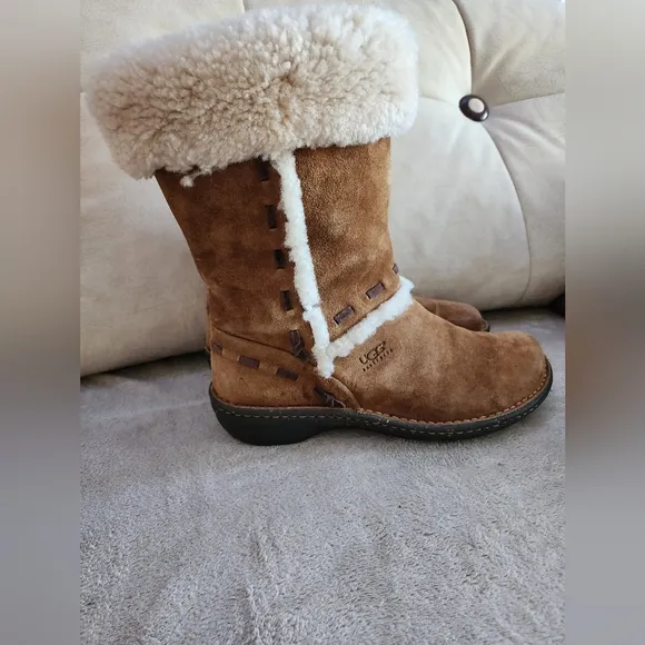 UGG Womens Size 12 43 Elijo Chestnut Suede Shearling Pull On Cuffed Boots