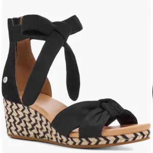 UGG Yarrow Espadrille Wedge Sandals Black Sz 9