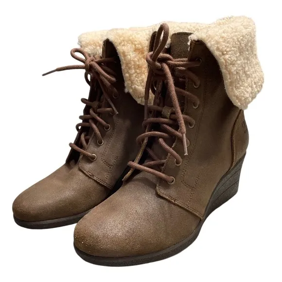 UGG Zea Brown Leather Wedge Boots Women's 9