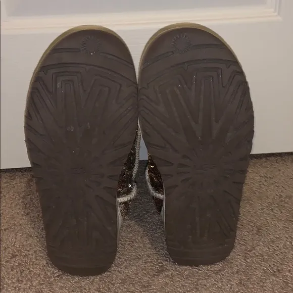 Uggs Sequin color changing boots