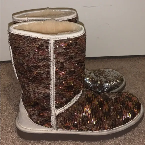 Uggs Sequin color changing boots