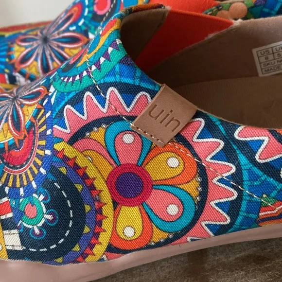 UIN Floral Design Blossum Toledo Canvas Slip On Shoes Size 8