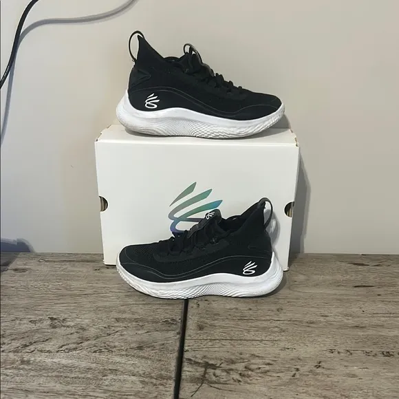 Under Armour GS Curry 8