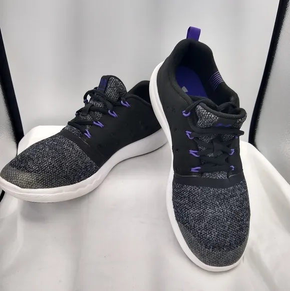 UnderArmour 5Wmns 7Y Sport  LaceUp Black Purple Knit Neoprene Camo Sole Sneakers
