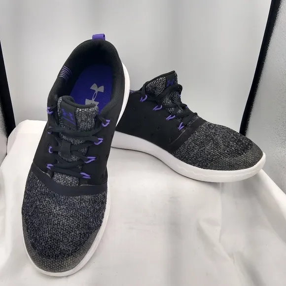 UnderArmour 5Wmns 7Y Sport  LaceUp Black Purple Knit Neoprene Camo Sole Sneakers