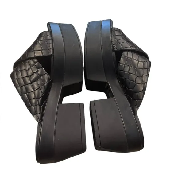 Vagabond Black Lindi Flatform Sliders 37