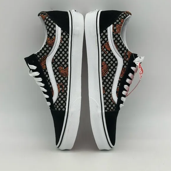 Vans Black and White Old Skool Sneakers with Iconic Side Stripe