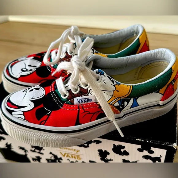 VANS DISNEY Youth as 12 sneakers