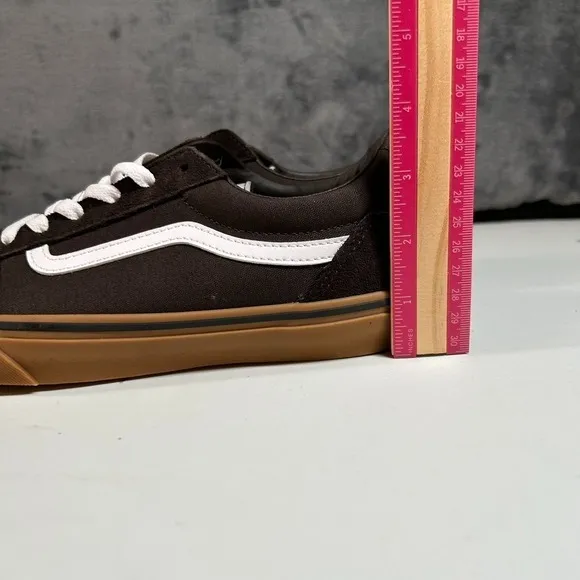Vans Ward Low-Top Skate Sneakers Brown Gum Sole Casual Shoes Kids Size‎ 7