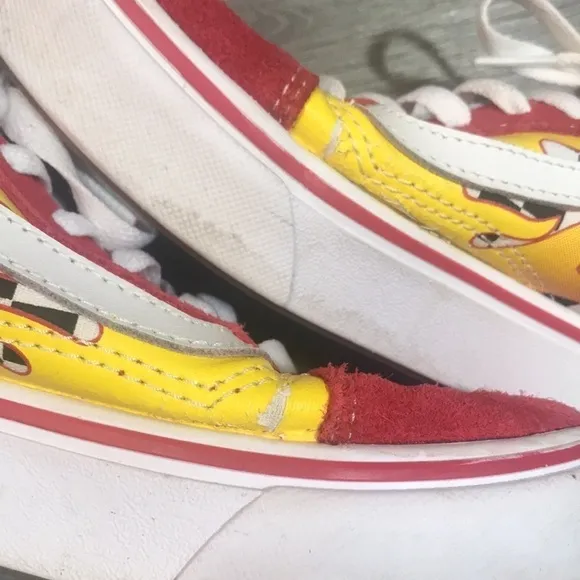 VANS YOUTH FLAME COMFYCUSH OLD SKOOL SNEAKERS SIZE 3