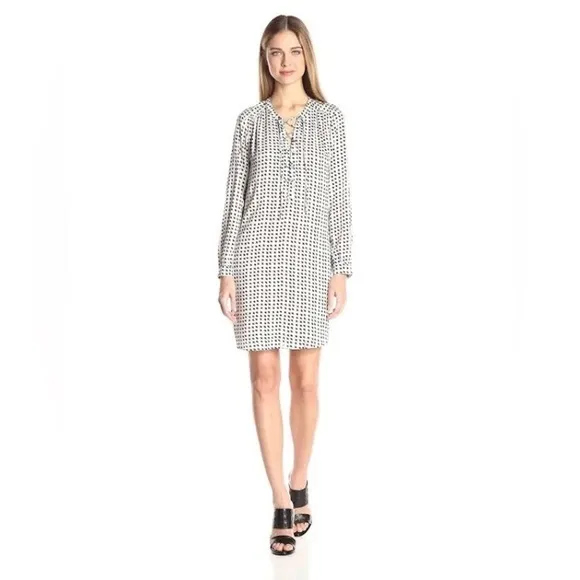 VELVET BY GRAHAM &amp; SPENCER ZOEY LACE UP DRESS L