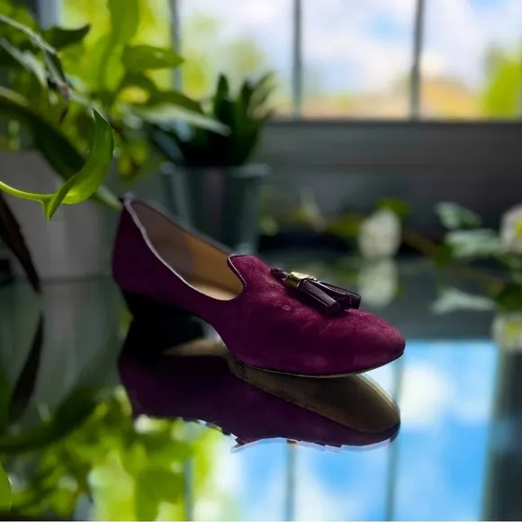 Vero Cuoio Purple Red Suede Slip On Flats with Tasle​​