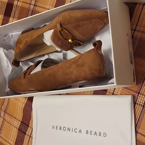 🆕️Veronica Beard Champlain Loafers, Suede Hazelnut