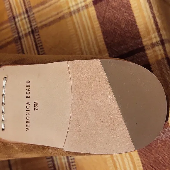 🆕️Veronica Beard Champlain Loafers, Suede Hazelnut