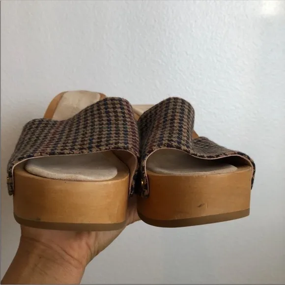 VERONICA BEARD Hannalee Platform Sandals