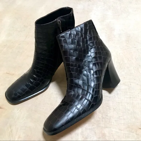 Via Spiga Leather Boots Ankle Size 8