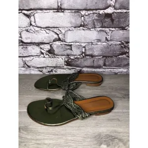 Via Spiga Metallic Green Leather Braided Flats Sandals Women’s Sz 8.5M US/39EU