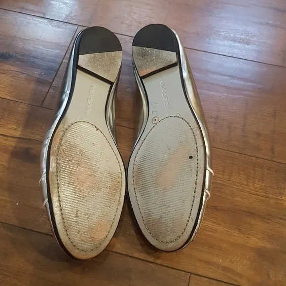 Via Spiga - Vintage Silver Leather Knot Top Ballet Flats