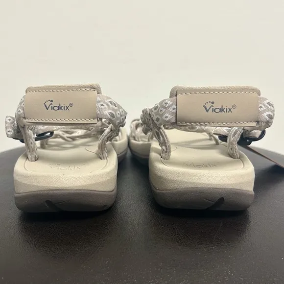 Viakix Beige White Taupe Sierra Multi Fabric Strap Sandals NIB 7