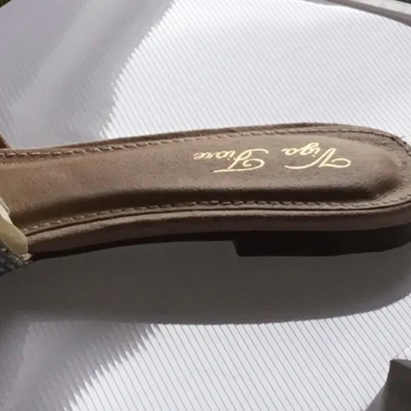 Vigo Fiore Bling Flats NWB