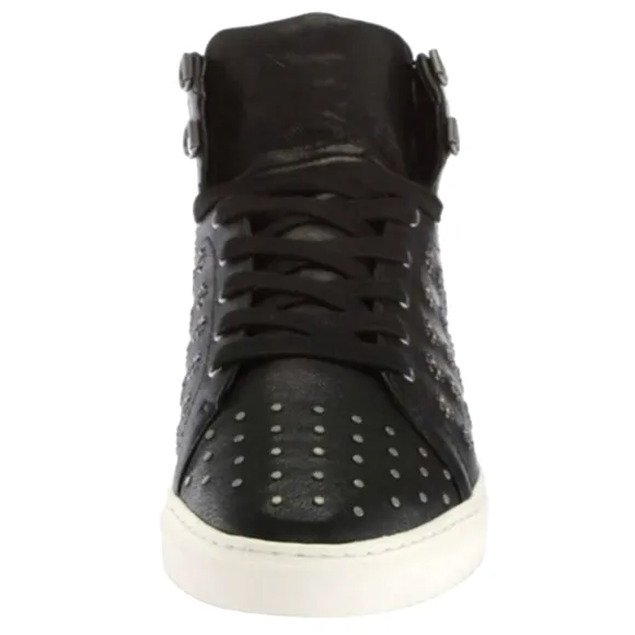 🎋Vince Camuto Bestinda Studded Sneakers