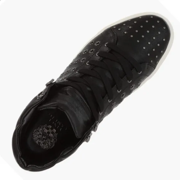 🎋Vince Camuto Bestinda Studded Sneakers