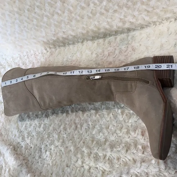 Vince Camuto boots