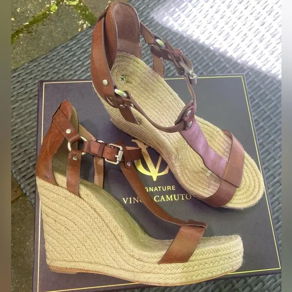 Vince Camuto VC Signature Leather Brown Sandals Sz 9Us
