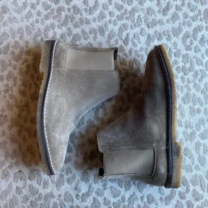 Vince Cody Shearling-Lined Suede Pull On Chelsea Ankle Boots, size 7