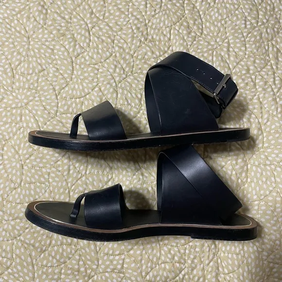 VINCE Mailin Leather Ankle Strap Leather Sandals
