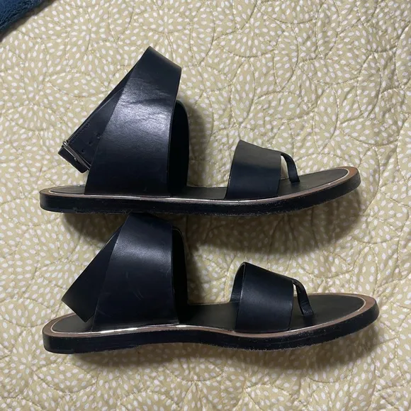 VINCE Mailin Leather Ankle Strap Leather Sandals