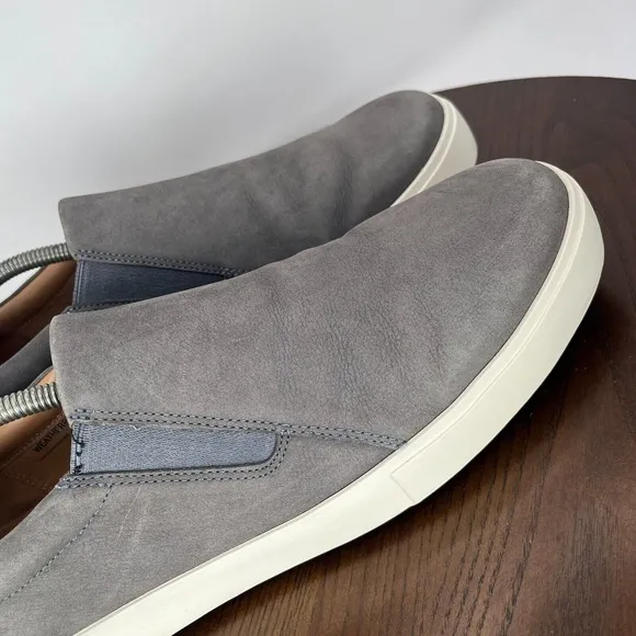 Vince Shoes Men's 11.5M‎ Gray White Nubuck Weatherproof Slip On Skate Sneakers