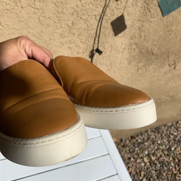 Vince tan leather flats platform size 6M