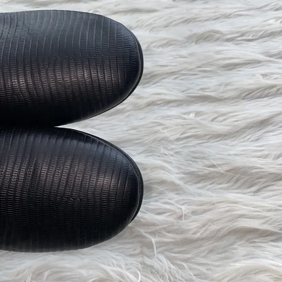 Vince | Textured Leather Slip-On Flats