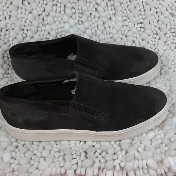 Vince Women's Bowen Suede Slip-On Sneakers Sz 9.5