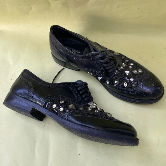 Vintage black Dolce &amp; Gabbana all leather loafers