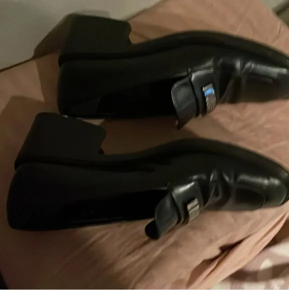 VINTAGE Gucci Black Leather Block Heel Square Toe Loafers (Sz 37 EU / 6.5 US)